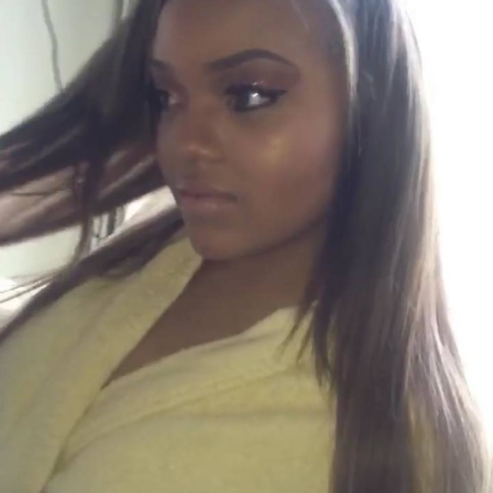 Meet your Posher, Nadira